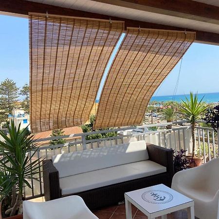 La Terrazza Di Pollon Villa San Leone Exterior photo